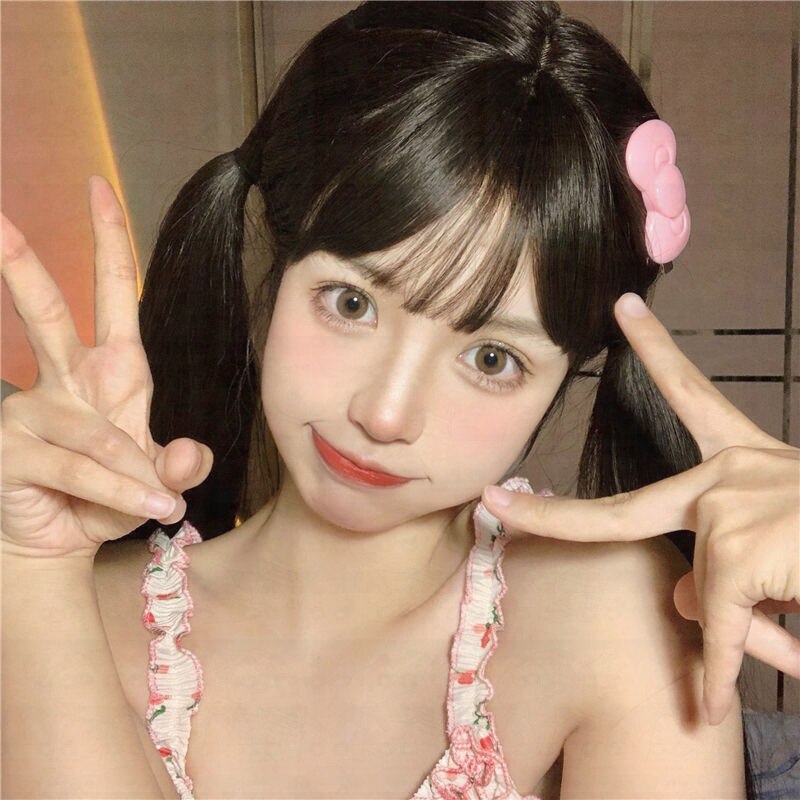 Hello Kitty Bow Hair Clips